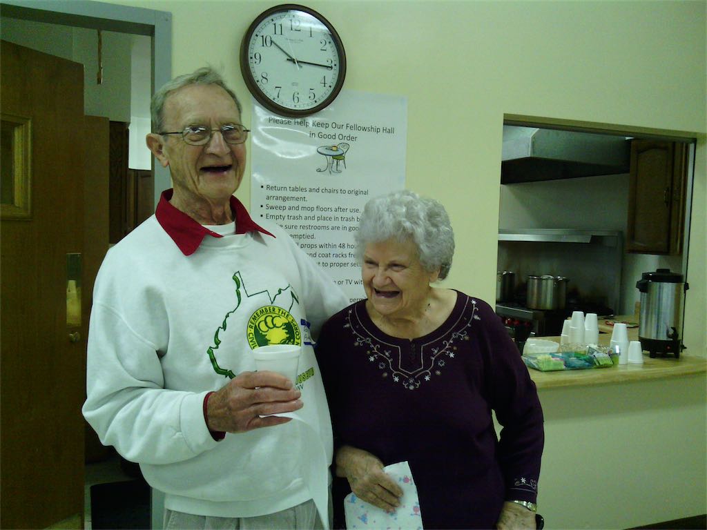 Dr. Anderson makes CCC presentation at Bridgeport Public Library in September 2015.